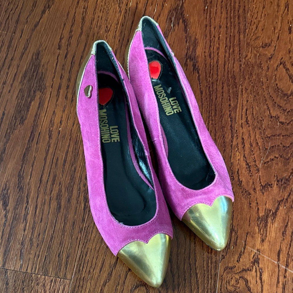 Love Moschino Fuchsia and Gold Heels
